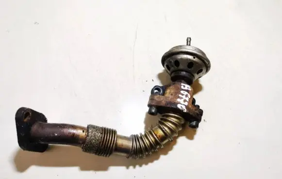 Ford Galaxy EGR valve 028131501E