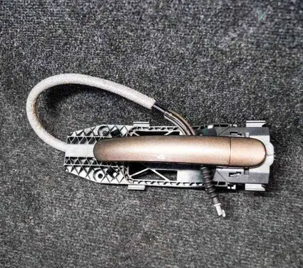 Volkswagen Jetta VI Rear door exterior handle