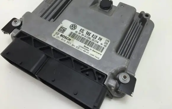 Volkswagen Beetle A5 Engine control unit/module 03L906018PN 0281018843