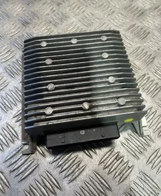 Skoda Superb B6 (3T) Sound amplifier 3T0035456