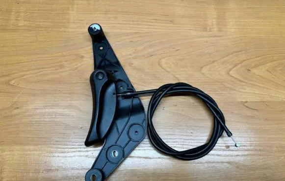 BMW 5 F10 F11 Engine bonnet (hood) release handle 9114002 7255801