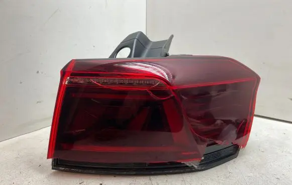 Volkswagen PASSAT B8 Rear/tail lights 3G9945208M