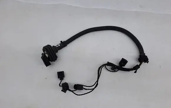 BMW 5 F10 F11 Fuel injector wires 