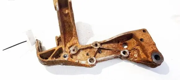 Volkswagen Golf V Front lower control arm/wishbone 1K0199296E
