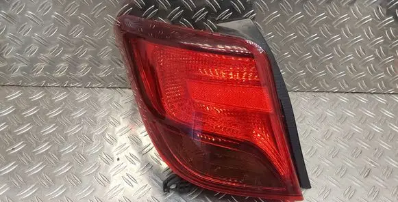 Toyota Yaris Rear/tail lights