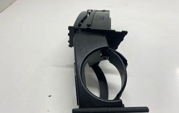 BMW X3 E83 Cup holder 22167210