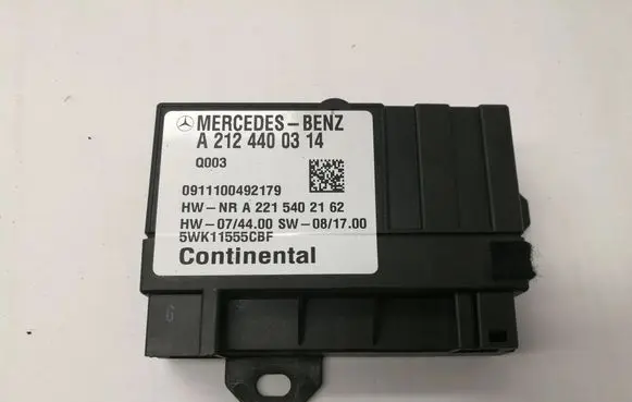 Mercedes-Benz E W212 Fuel injection pump control unit/module A2124400314