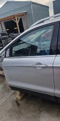 Ford Kuga II Front door
