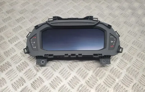 Audi Q3 F3 Speedometer (instrument cluster) 83A920800D