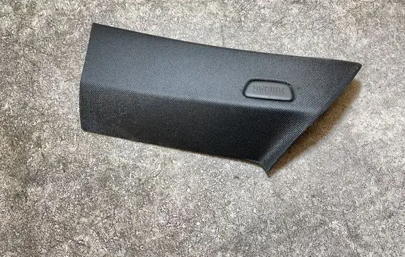 BMW i4 (D)pillar trim (top) 7490364 14065410