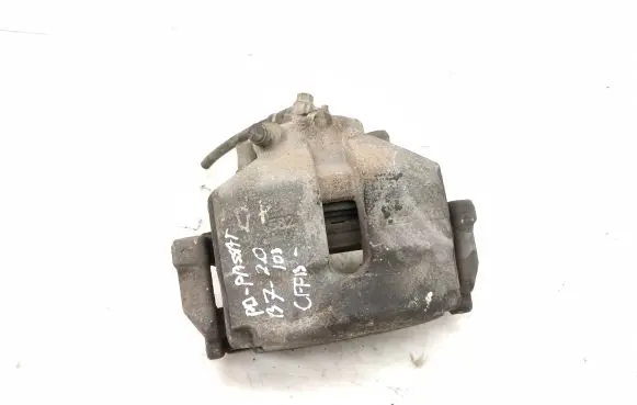 Volkswagen PASSAT B7 Front brake caliper