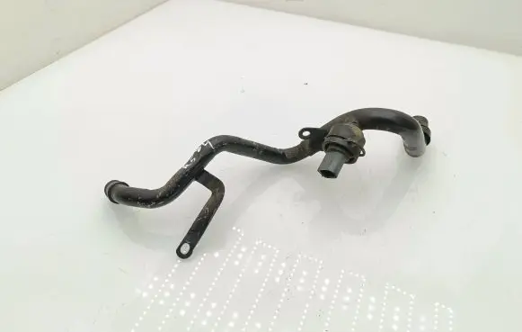 Audi Q7 4L Engine coolant pipe/hose 059121065 059121065AK