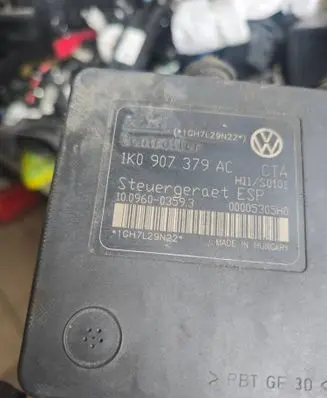 Volkswagen Golf VI ABS Pump 1K0614517AE 10020602404