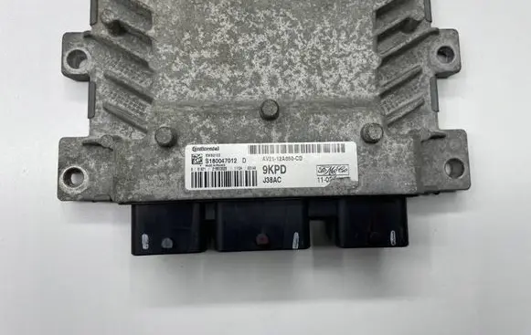 Ford Fiesta Engine control unit/module S180047012D AV2112A650CD