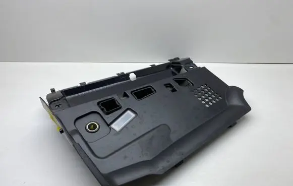 Dashboard lower bottom trim panel