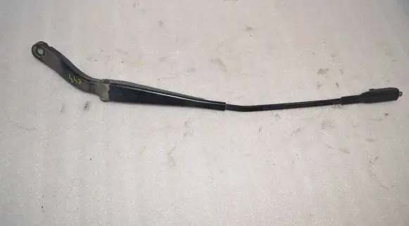 Mercedes-Benz A W169 Front wiper blade arm 1698201940