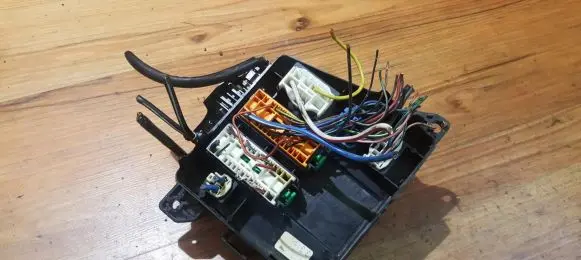 Mazda Premacy Fuse box set