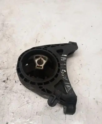 Opel Insignia A Engine mount bracket 13227769