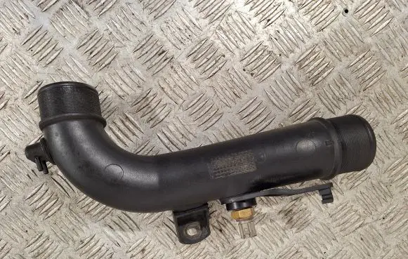 Toyota Avensis T250 Intercooler hose/pipe 173620R010