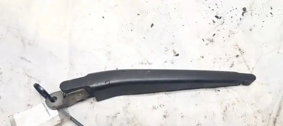 Citroen C4 I Rear wiper blade arm