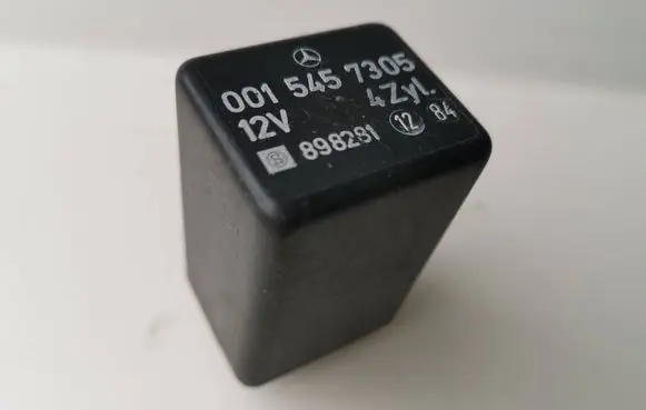 Mercedes-Benz 190 W201 Other relay 0015457305 898281