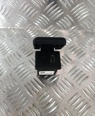 Opel Mokka AUX in-socket connector 20874710