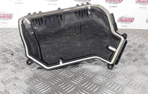 Audi A4 S4 B8 8K Fuse box cover 8K1907613B