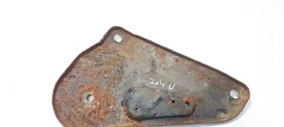 Audi A5 8T 8F Engine mounting bracket