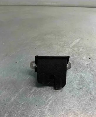 Volkswagen Golf VII Tailgate lock latch 5g6827505
