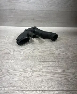 BMW 5 E60 E61 Turbo air intake inlet pipe/hose 7794172 58300015 446237606