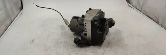 Audi A4 S4 B5 8D ABS Pump 8d0614111