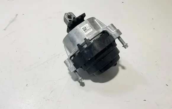 BMW X3 G01 Engine mount bracket 6860499