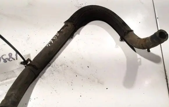 Toyota Avensis T250 Engine coolant pipe/hose