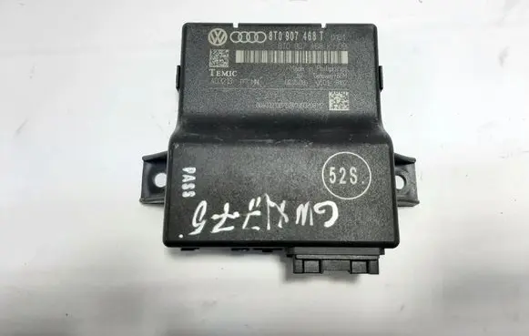 Audi A5 8T 8F Gateway control module 8T0907468 8T0907468T