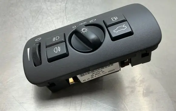 Volvo V70 Light switch 30739414 04066322 091230