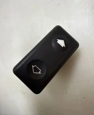 BMW 5 E34 Electric window control switch 11279 1379076
