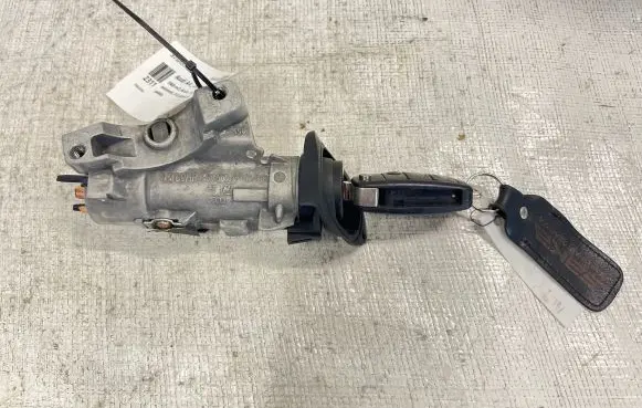 Audi A4 S4 B7 8E 8H Ignition lock 4B0905851M