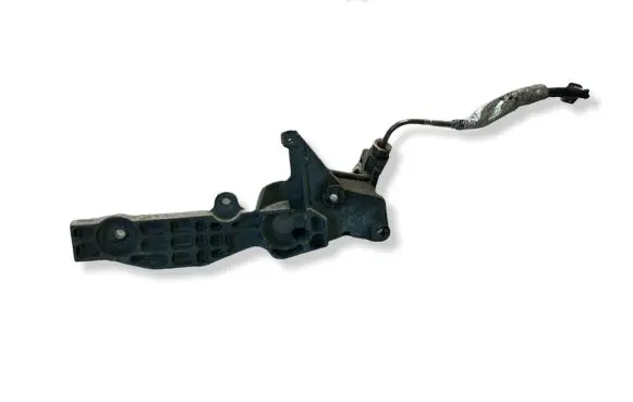 Mercedes-Benz CLA C117 X117 W117 other engine part A6510943027