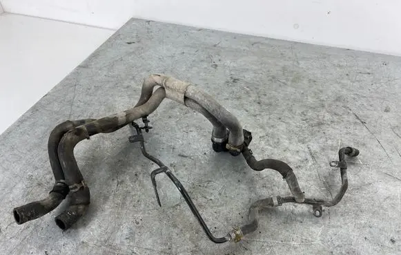 Volkswagen Golf Plus Engine coolant pipe/hose