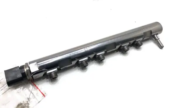 BMW 4 F32 F33 Fuel main line pipe 7800601