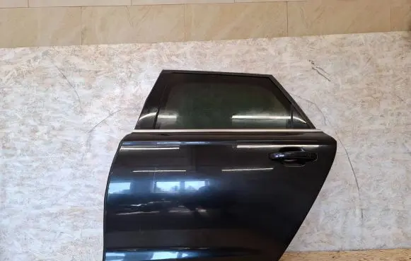 Audi A6 C7 Rear door