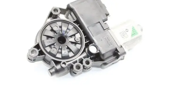 Hyundai Kona II Front door window regulator motor 82450BE110