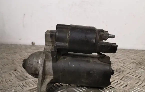 Toyota Corolla E120 E130 Starter motor 281000D030