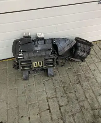 Porsche Panamera (970) Interior heater climate box assembly H7995003 E1342