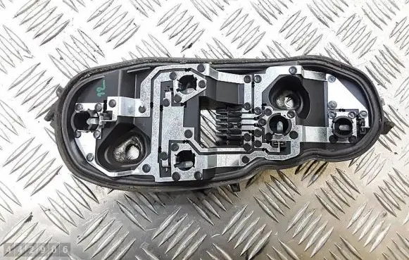 Opel Corsa D Tail light bulb cover holder 89037852