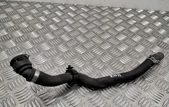 BMW 1 E81 E87 Engine coolant pipe/hose 336375928 9133172