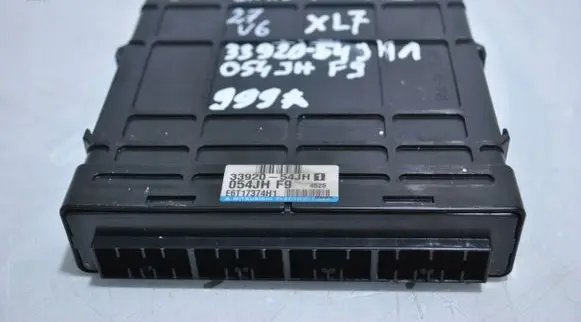 Suzuki Grand Vitara I Engine control unit/module 3392054JH1054JHF9