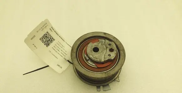 Volkswagen PASSAT B7 Belt tensioner pulley 03L109243