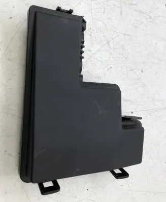 Nissan Qashqai Fuse box cover