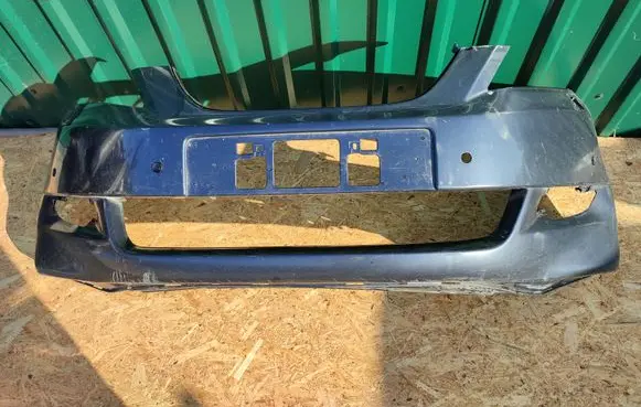 Honda FR-V Front bumper